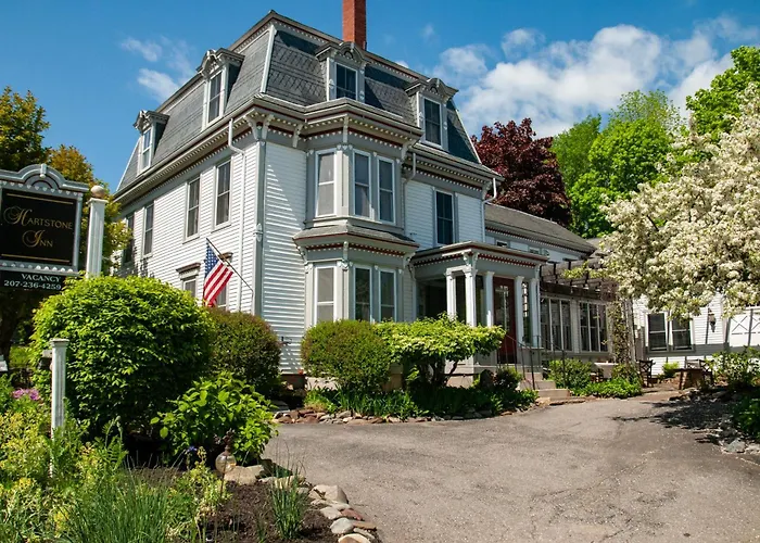 Hotel with view: Hartstone Inn